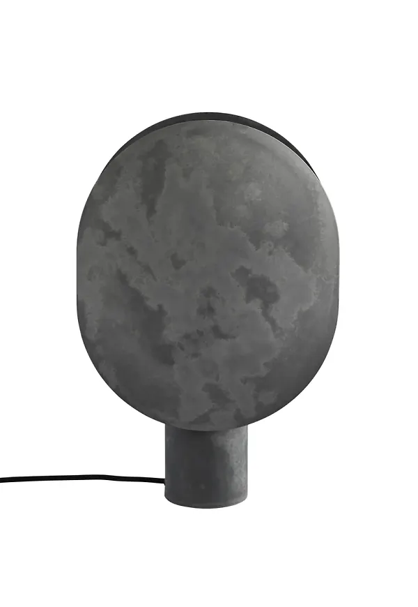 Otroligt fin grå lampa 2025 från 101 Copenhagen.