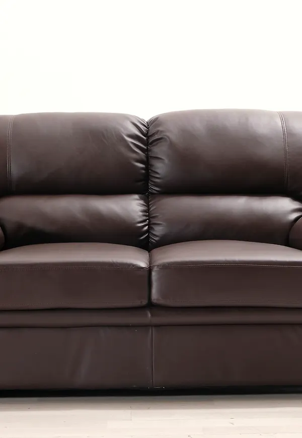Smickrande brun soffa 2025 från No brand.