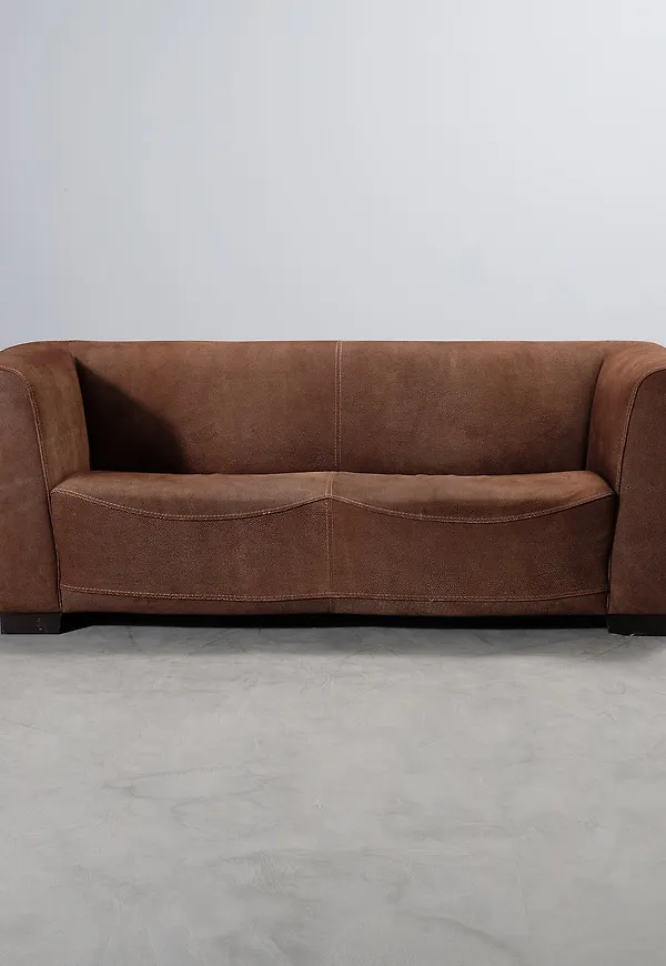 Brun No brand-skinnsoffa i vacker modell.