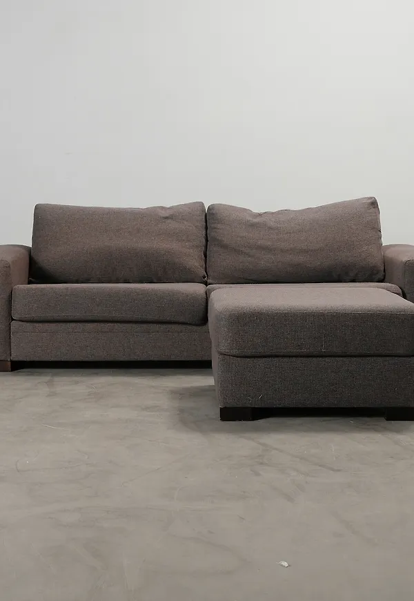 Jättesnygg brun pall 2025 från Bellus.