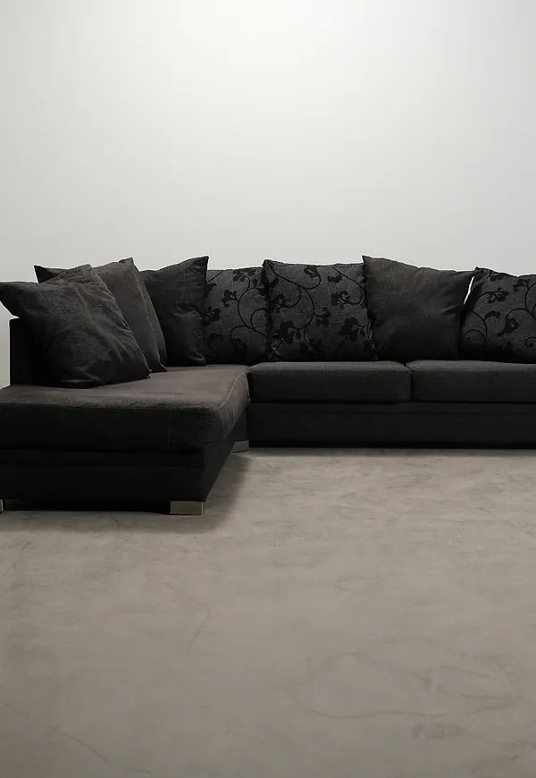 Exklusiv Soffa som passar bra vid många olika tillfällen.