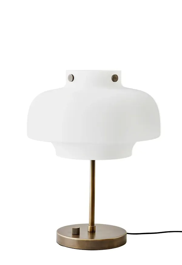 &Tradition lampa som passar perfekt till hösten 2024!