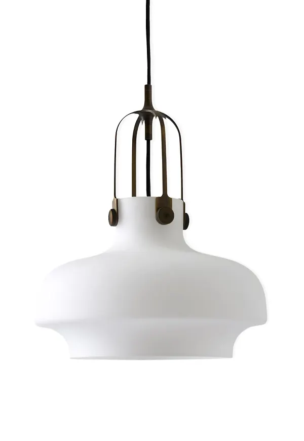 &Tradition lampa som passar perfekt till hösten 2024!