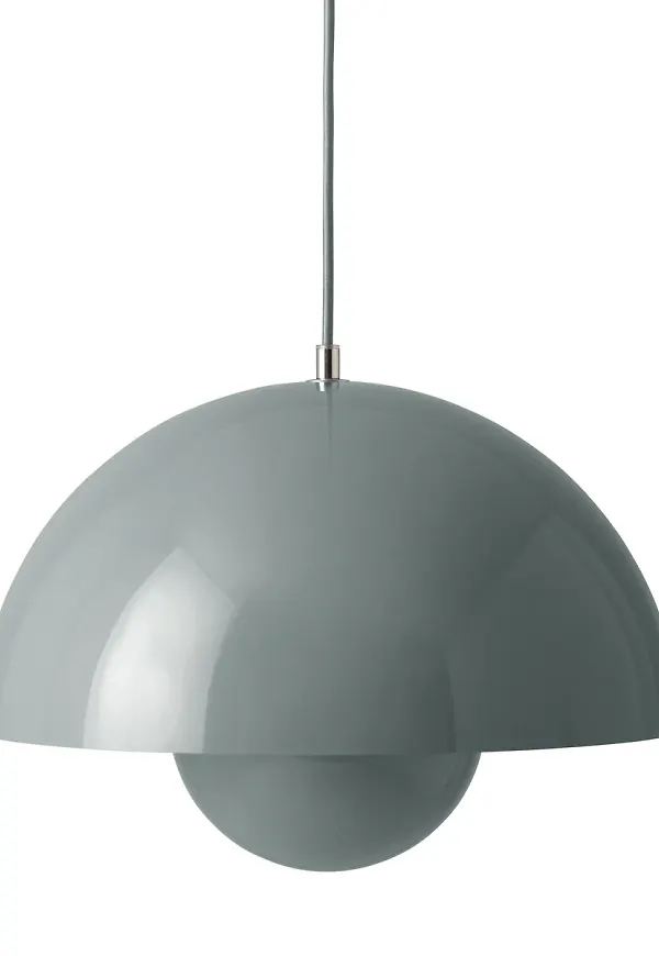 Cool blå lampa 2025 från &Tradition.