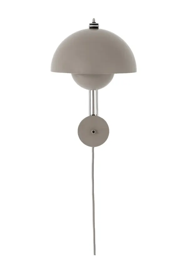 Härlig beige lampa 2025 från &Tradition.