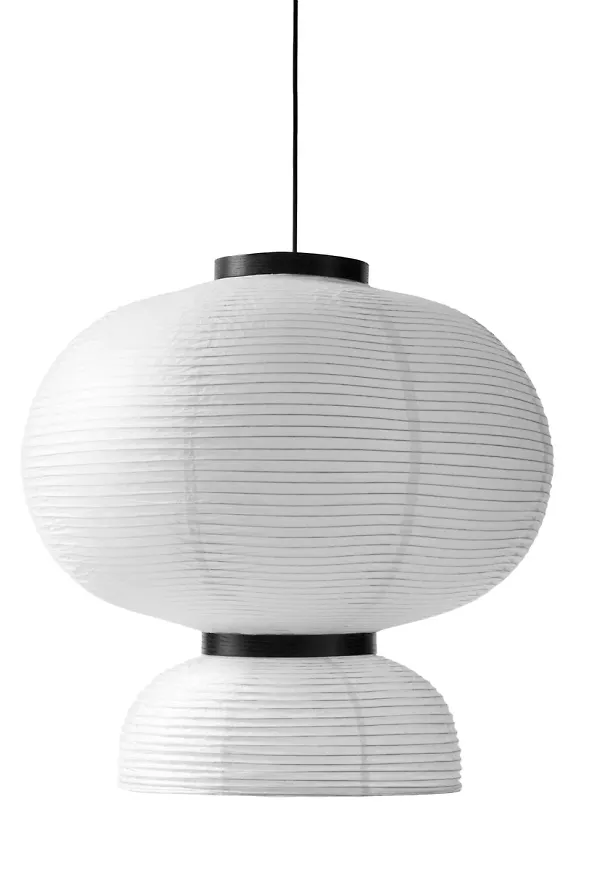 Klassisk lampa i vitt från &Tradition.