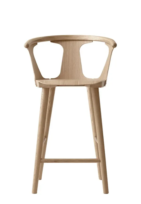 Riktigt fin beige stol 2025 från &Tradition.