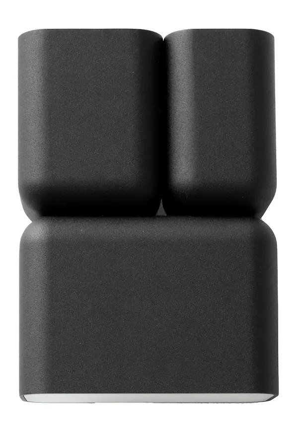 Svart vägglampa som passar perfekt till sommaren 2025!