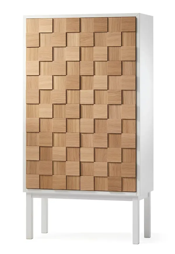 Elegant vitrinskåp i ek från A2.