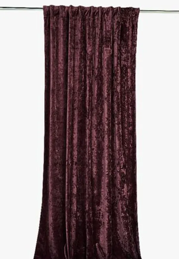 Trendig sammetsgardin 2025 från hemtex.