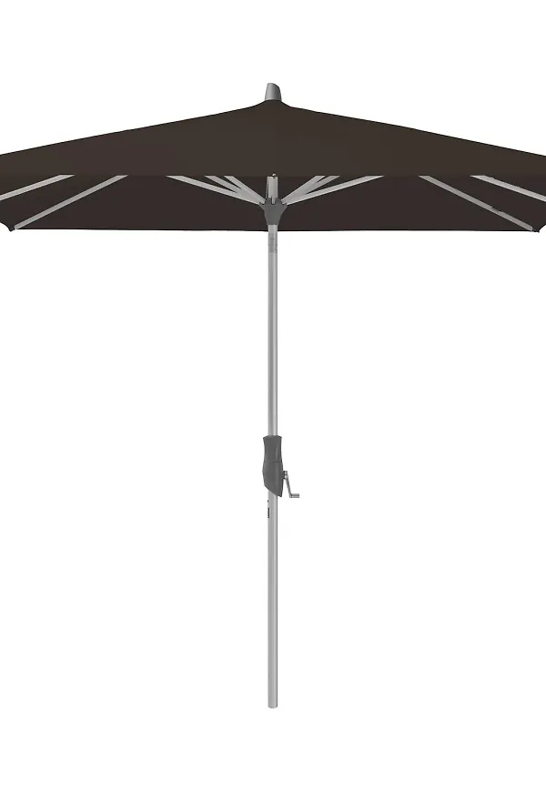 Elegant Möbel som passar bra vid många olika tillfällen.