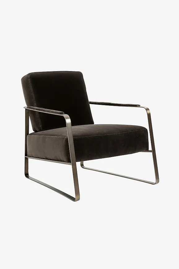 Jättefin fåtölj i svart från AM.PM.