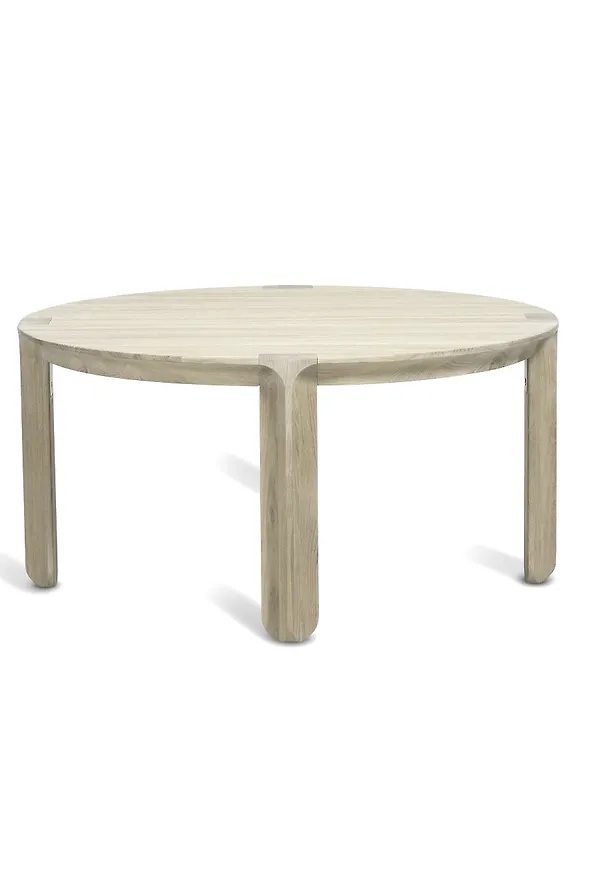 Moderiktig bord som passar bra vid många olika tillfällen.