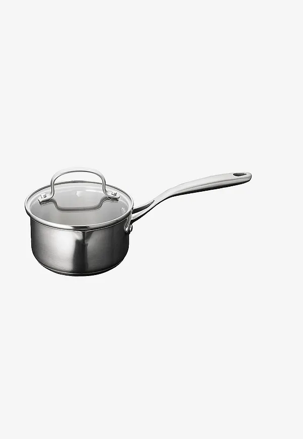 Otroligt snygg kastrull i silver från Anders Petter.