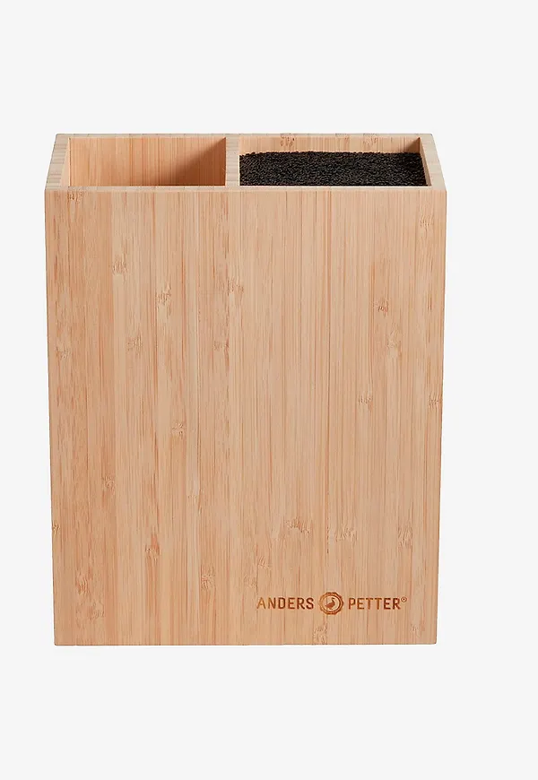 Brun Anders Petter-knivblock i jättesnygg modell.