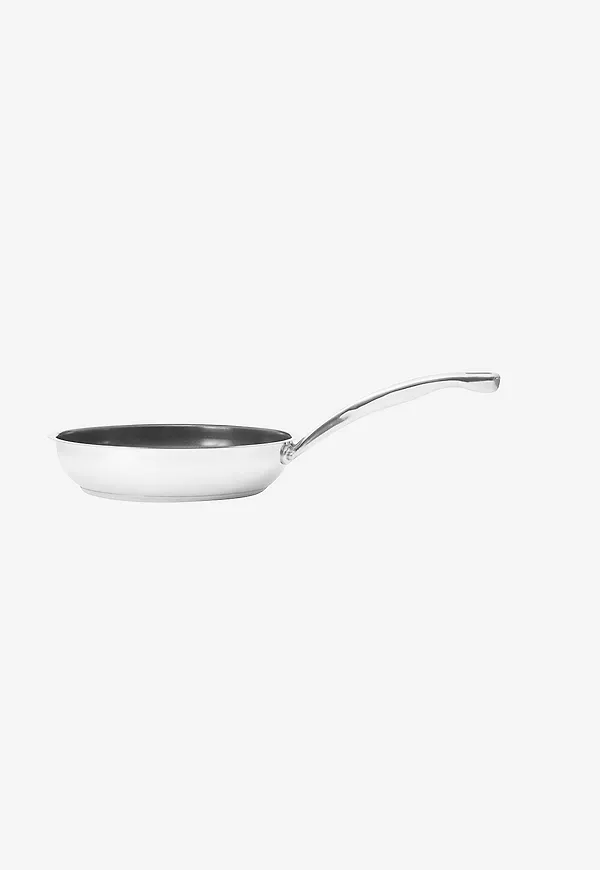 Silver Anders Petter-stekpanna i riktigt fin modell.
