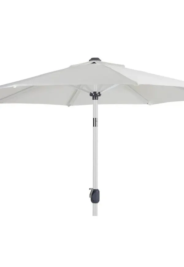 Vit Brafab-utemöbel i mysig modell.