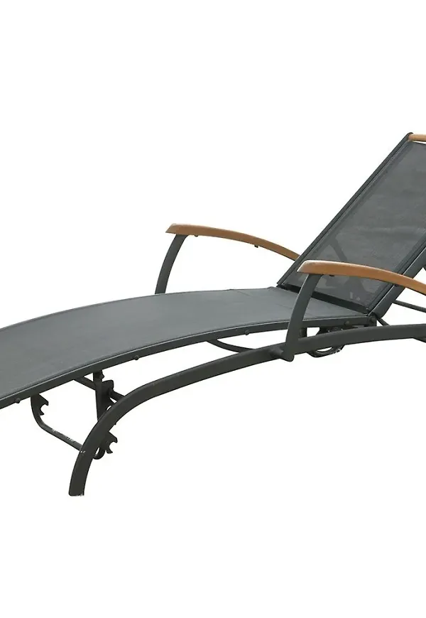 Otroligt snygg svart säng i aluminium från Brafab.