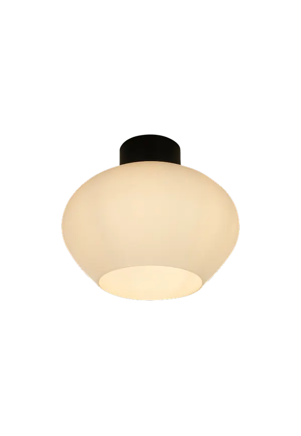 Aneta Lighting taklampa som passar perfekt till sommaren 2025!