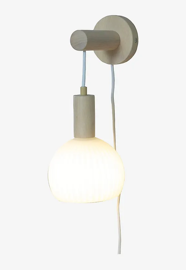 Mysig vit lampa 2026 från Aneta Lighting.