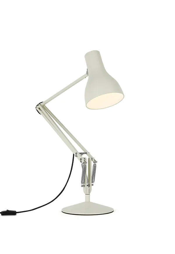 Vit Anglepoise-aluminiumlampa i riktigt fin modell.