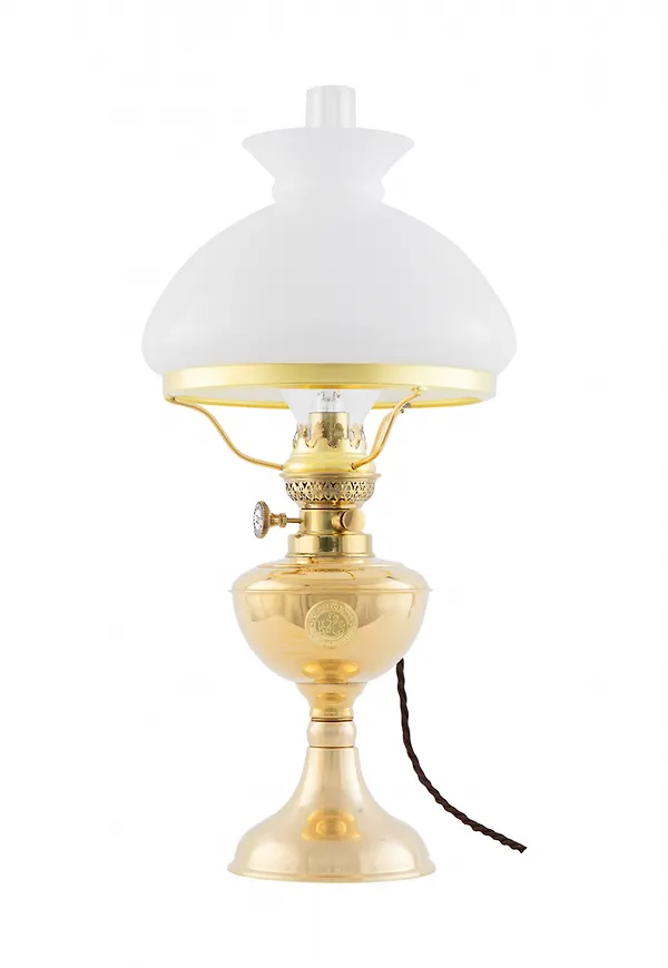 Härlig Lampa som passar bra vid många olika tillfällen.