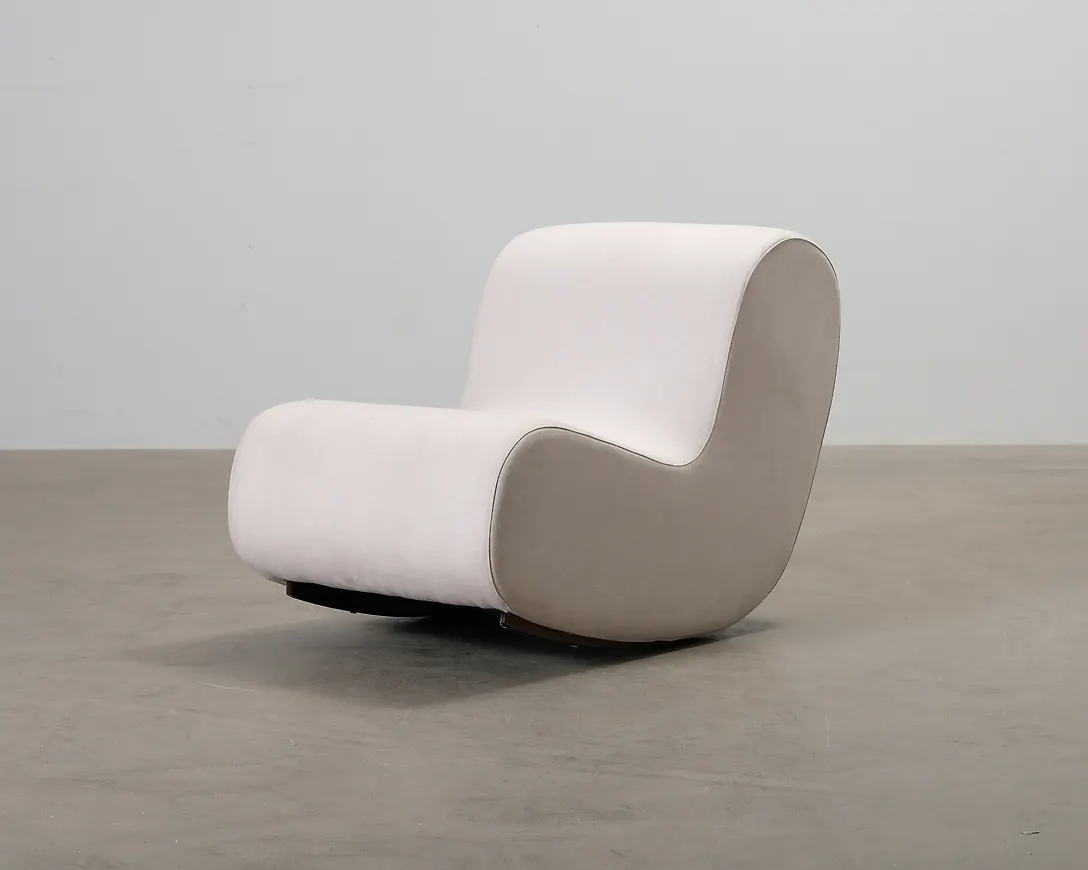 Härlig fåtölj 2025 från Arrmet.