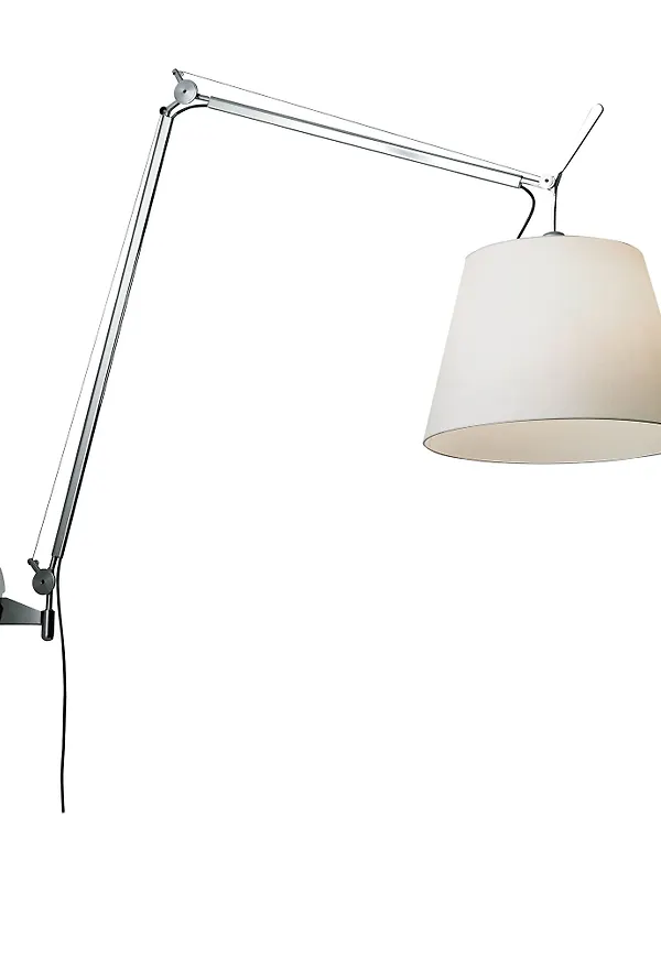 Elegant aluminiumlampa 2026 från Artemide.