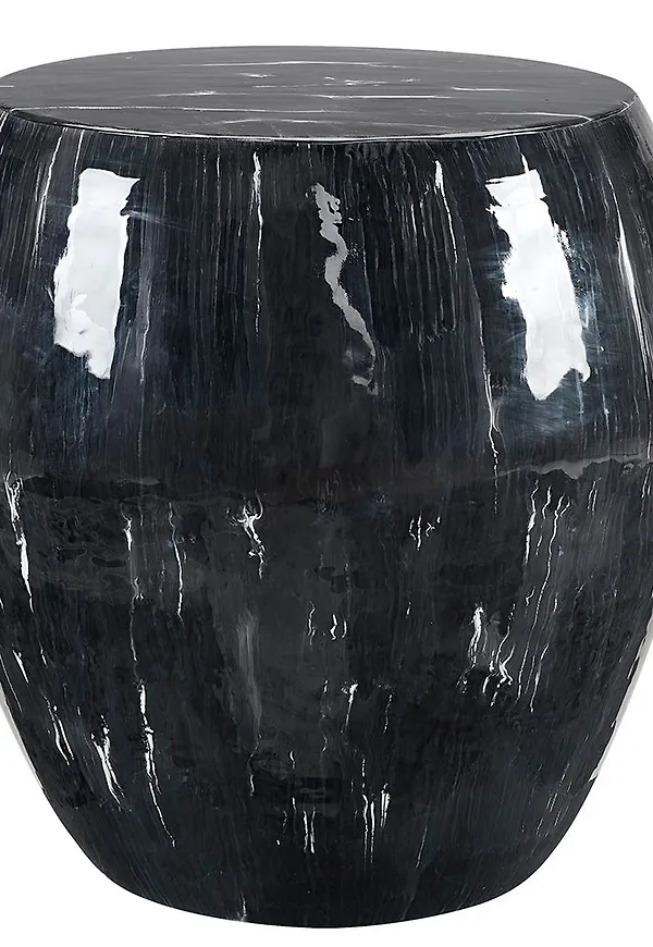 Mysig bord som passar bra vid många olika tillfällen.