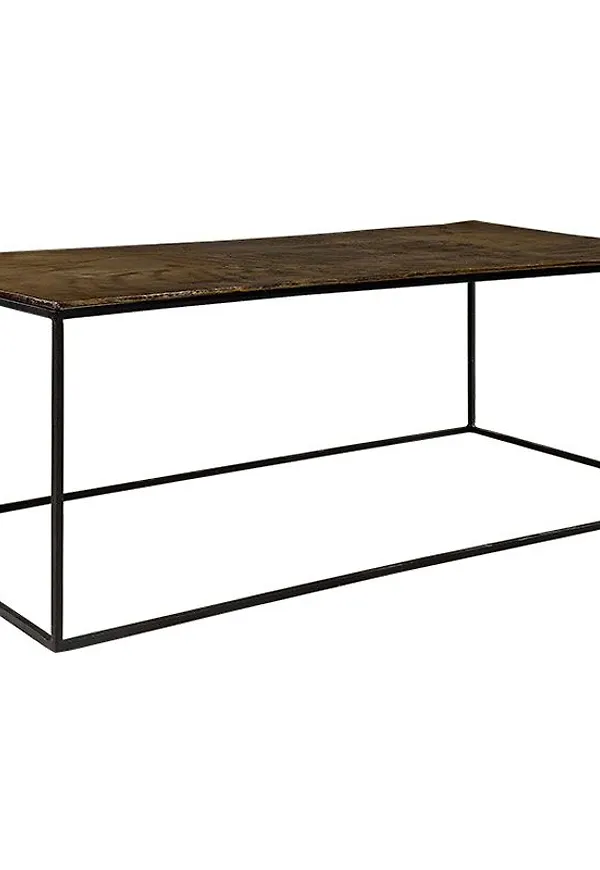 Järnsoffbord som passar perfekt till sommaren 2025!