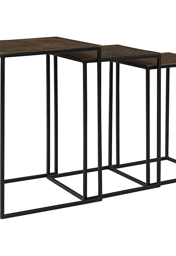 Komfortabel satsbord i aluminium från Artwood.