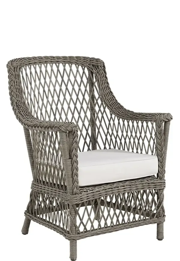 Modern karmstol i beiget från Artwood.