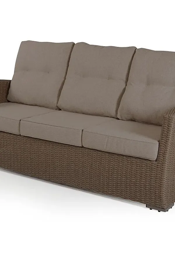 Fin aluminiumsoffgrupp i beiget från Brafab.