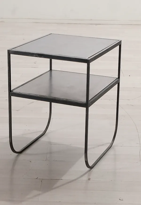 Riktigt fin sängbord i silver från Asplund.