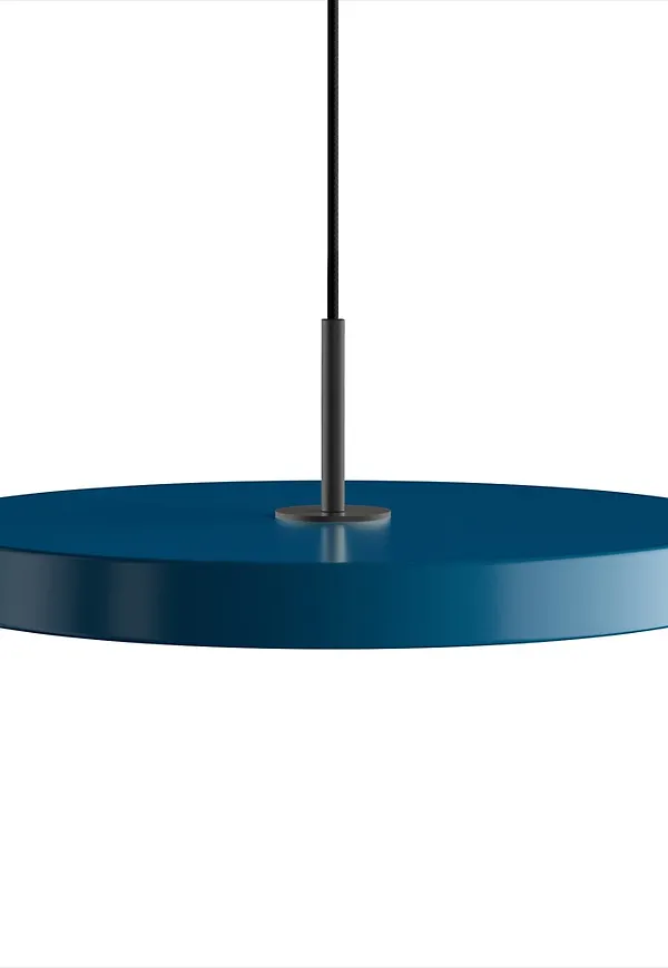 Fin blå lampa 2025 från UMAGE.
