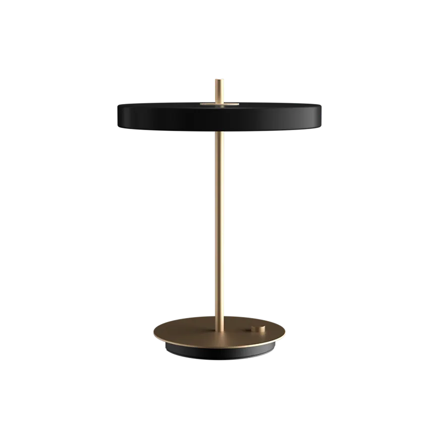 Otroligt fin svart lampa 2025 från UMAGE.