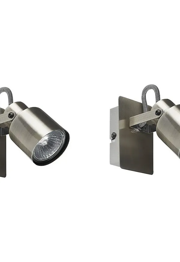Jättesnygg spotlight i silver färg gjord i järn.