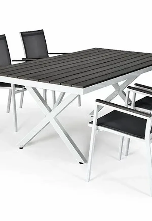 Härlig stapelstol 2025 från Brafab.