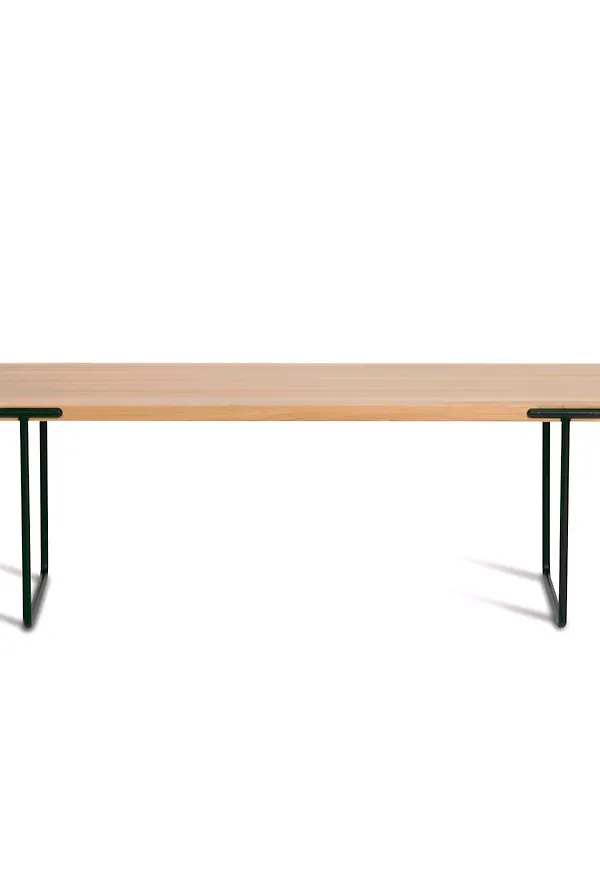 Soffbord i ek som passar perfekt till sommaren 2025!