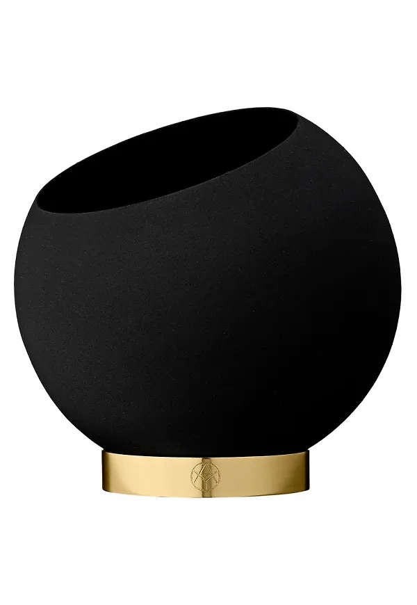 Vacker svart kruka 2024 från AYTM.