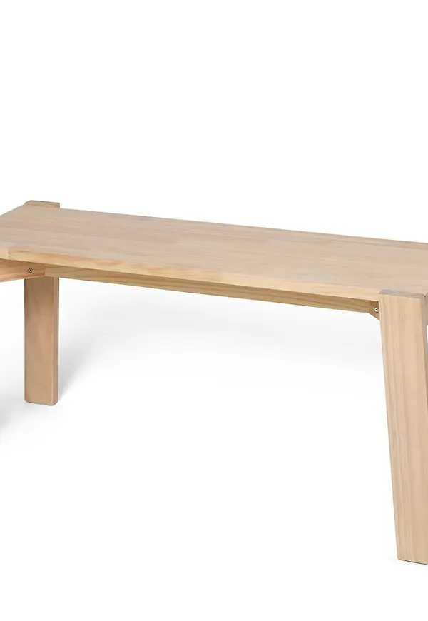 Vacker bänk 2026 från Granit.