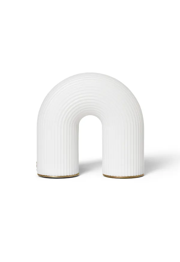 Fantastiskt snygg lampa 2026 från FERM LIVING.