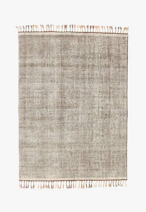 Jättesnygg brun matta 2025 från Bargi.