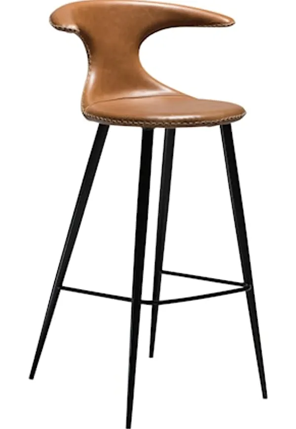 Otroligt fin brun stol 2025 från Dan Form Denmark.