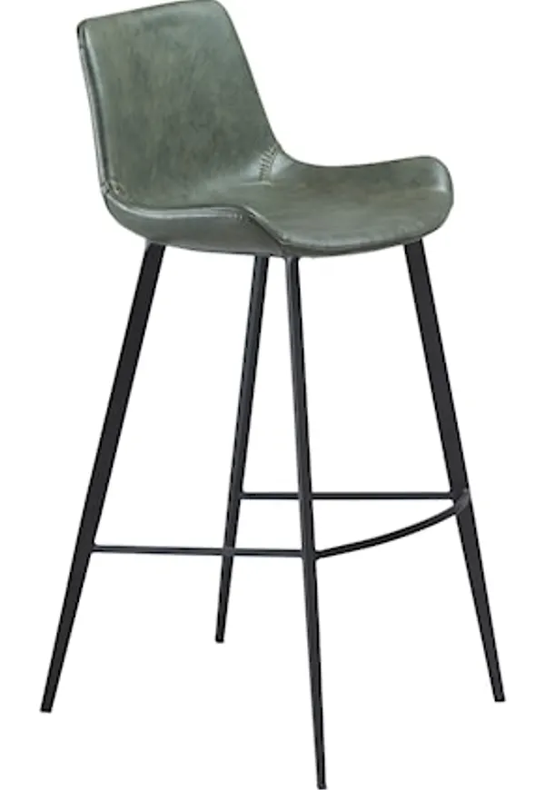 Skön Stol som passar bra vid många olika tillfällen.