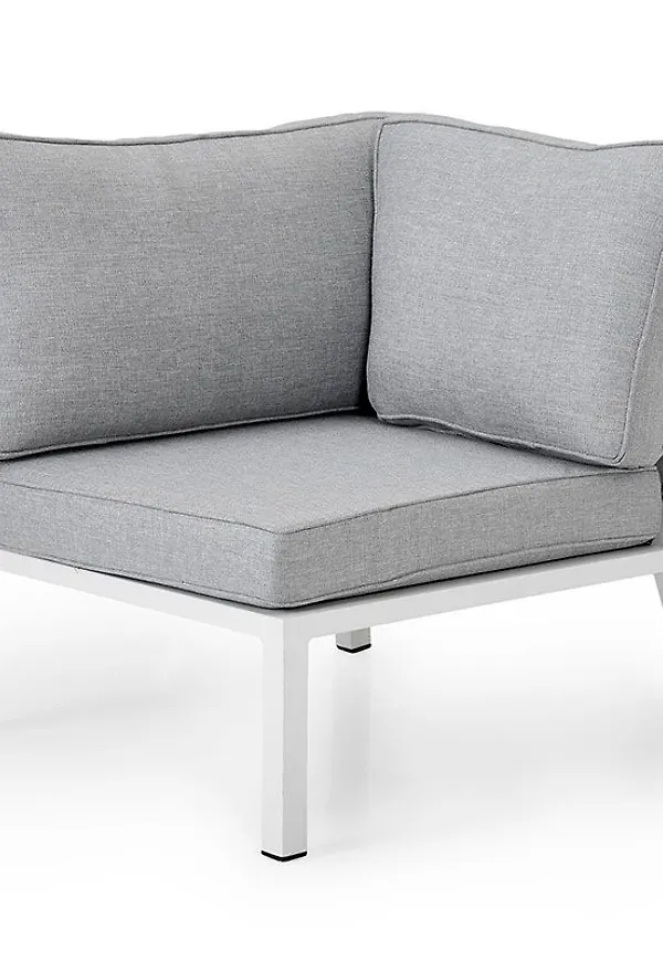 Riktigt snygg Möbel som passar bra vid många olika tillfällen.