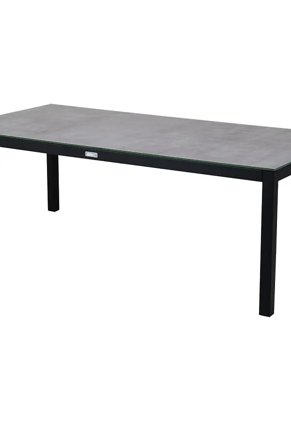 Otroligt fin bord 2025 från Brafab.