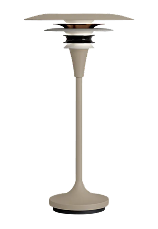 Mysig Lampa som passar bra vid många olika tillfällen.