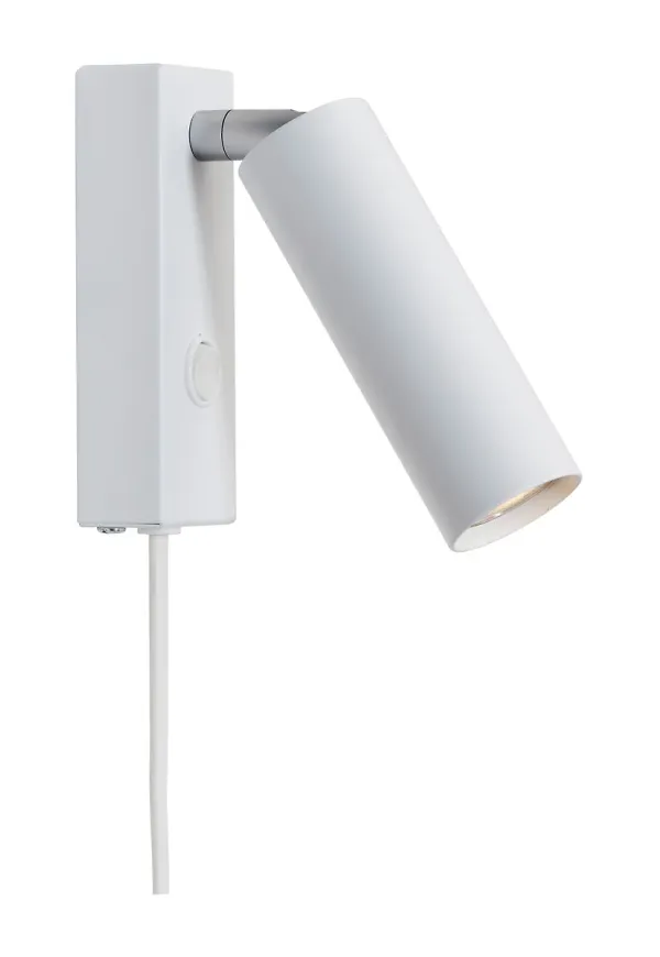 Härlig vägglampa i vitt från Belid.