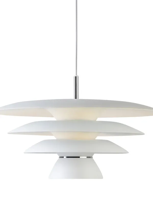 Vit Belid lampa som passar perfekt till sommaren 2025!